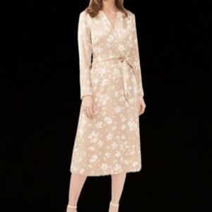 Halogen(r) Floral Long Sleeve Satin Midi Dress Smoke Beige